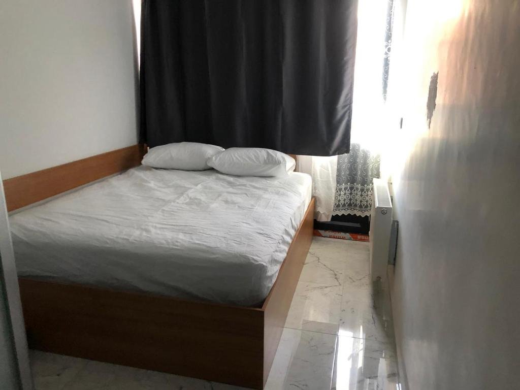 NR1 HOTEL room 1