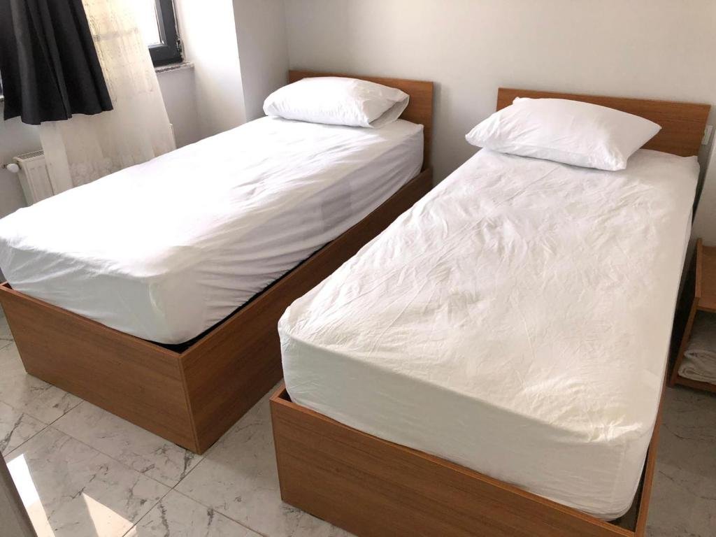 NR1 HOTEL room 2